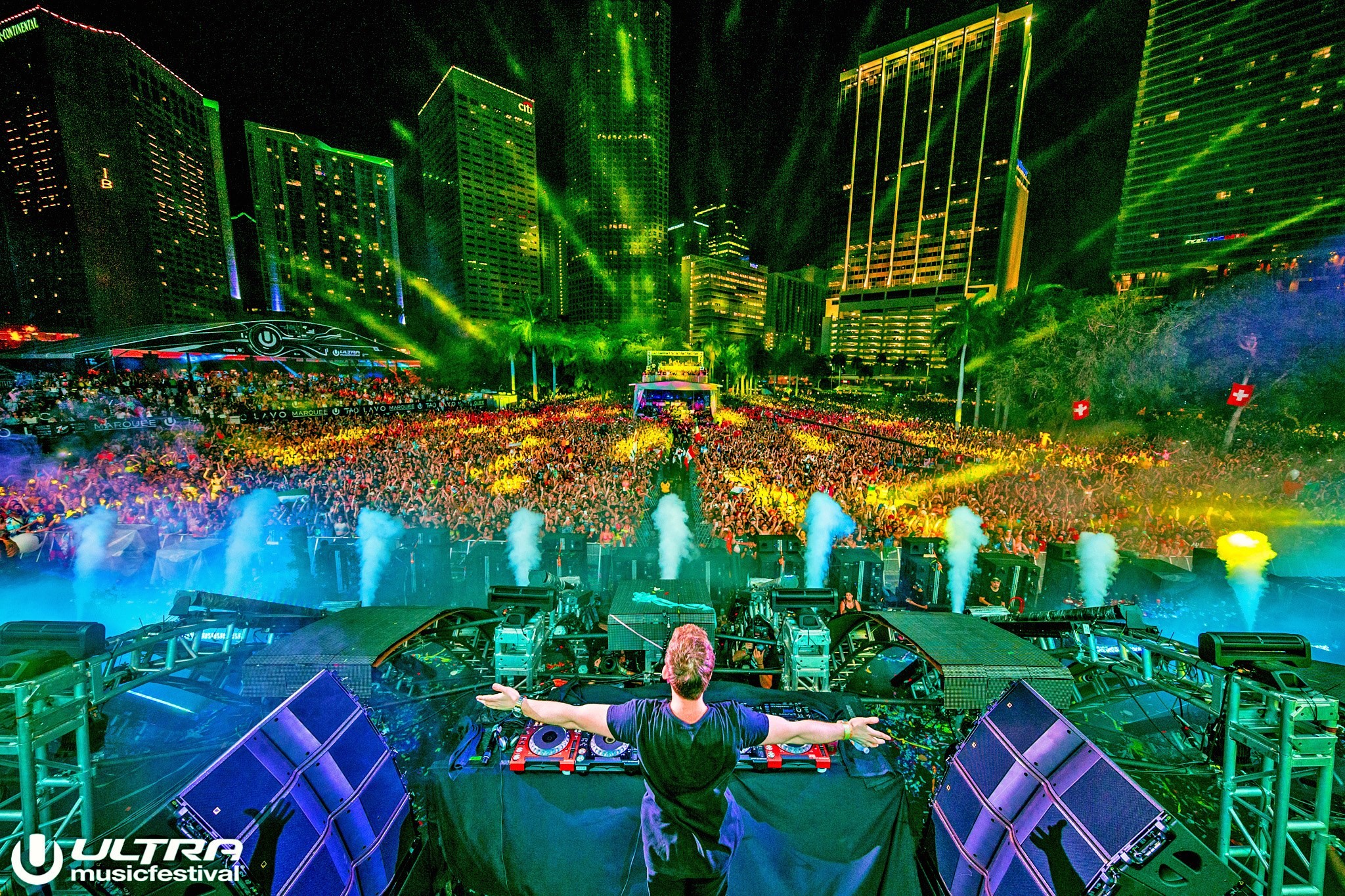 Hardwell Wallpaper 
 Data Src Ultra Music Festival - Hardwell Ultra Miami 2017 - HD Wallpaper 