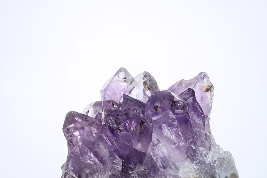 Purple Geode, Crystal, Amethyst, Mineral, Ornament, - Semi Precious Stones Purplish Colour Amethyst - HD Wallpaper 