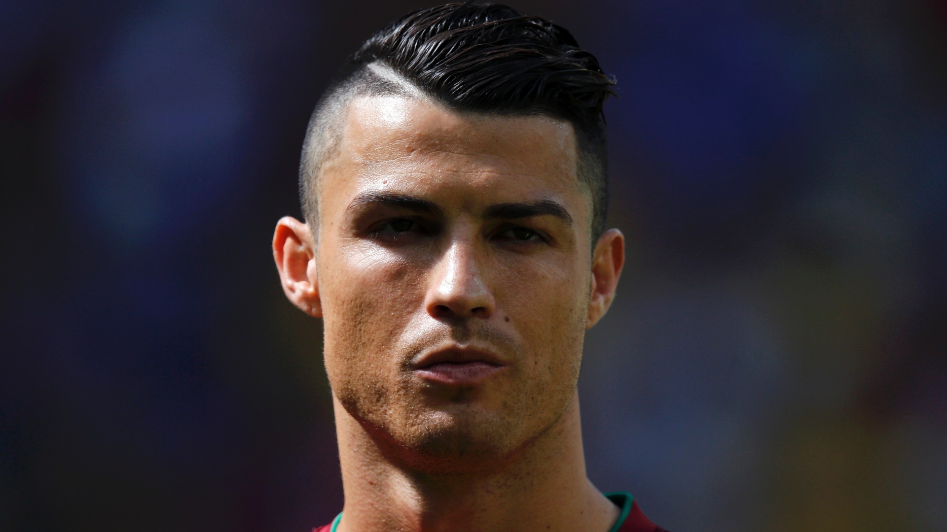 Cristiano Ronaldo 2020 Hairstyle - HD Wallpaper 