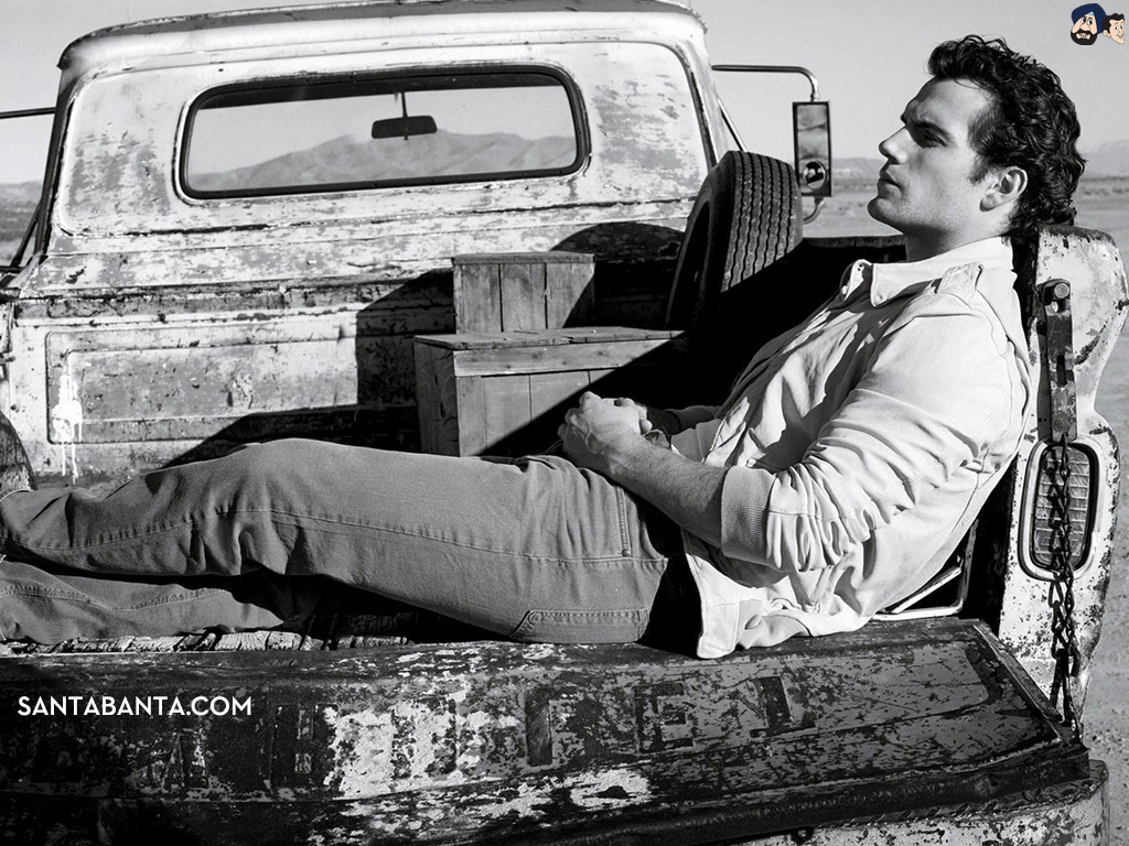 Henry Cavill Wallpaper Smile - HD Wallpaper 