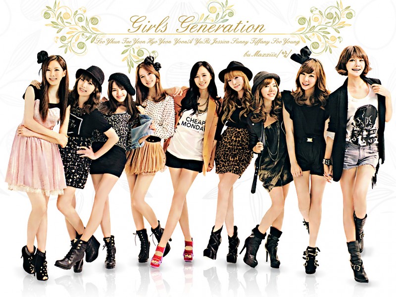 Girls Generation Wallpaper - Japanese Catholic School Uniform - HD Wallpaper 