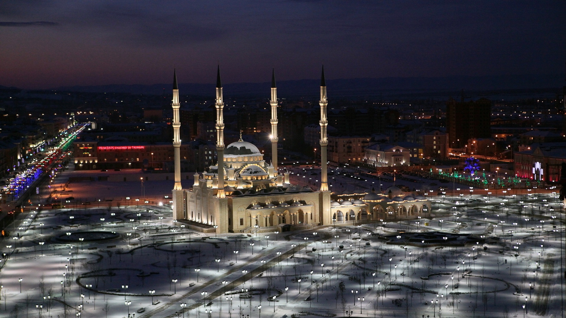 Wallpaper Heart Of Chechnya Illumination Mosque Aerial - 4k Casablanca Morocco - HD Wallpaper 
