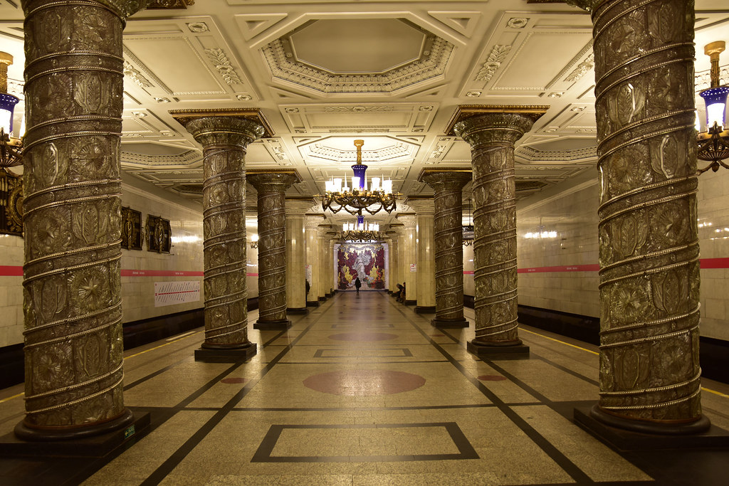 Metro Station - HD Wallpaper 