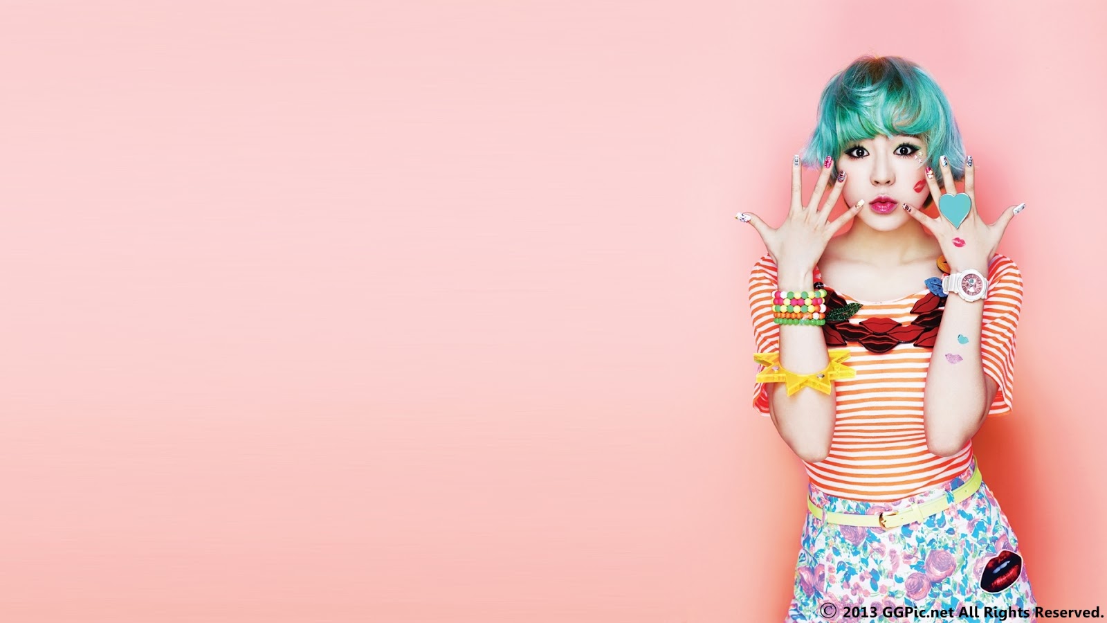 Sunny Kiss Me Baby-g By Casio - Girls Generation Sunny Green - HD Wallpaper 