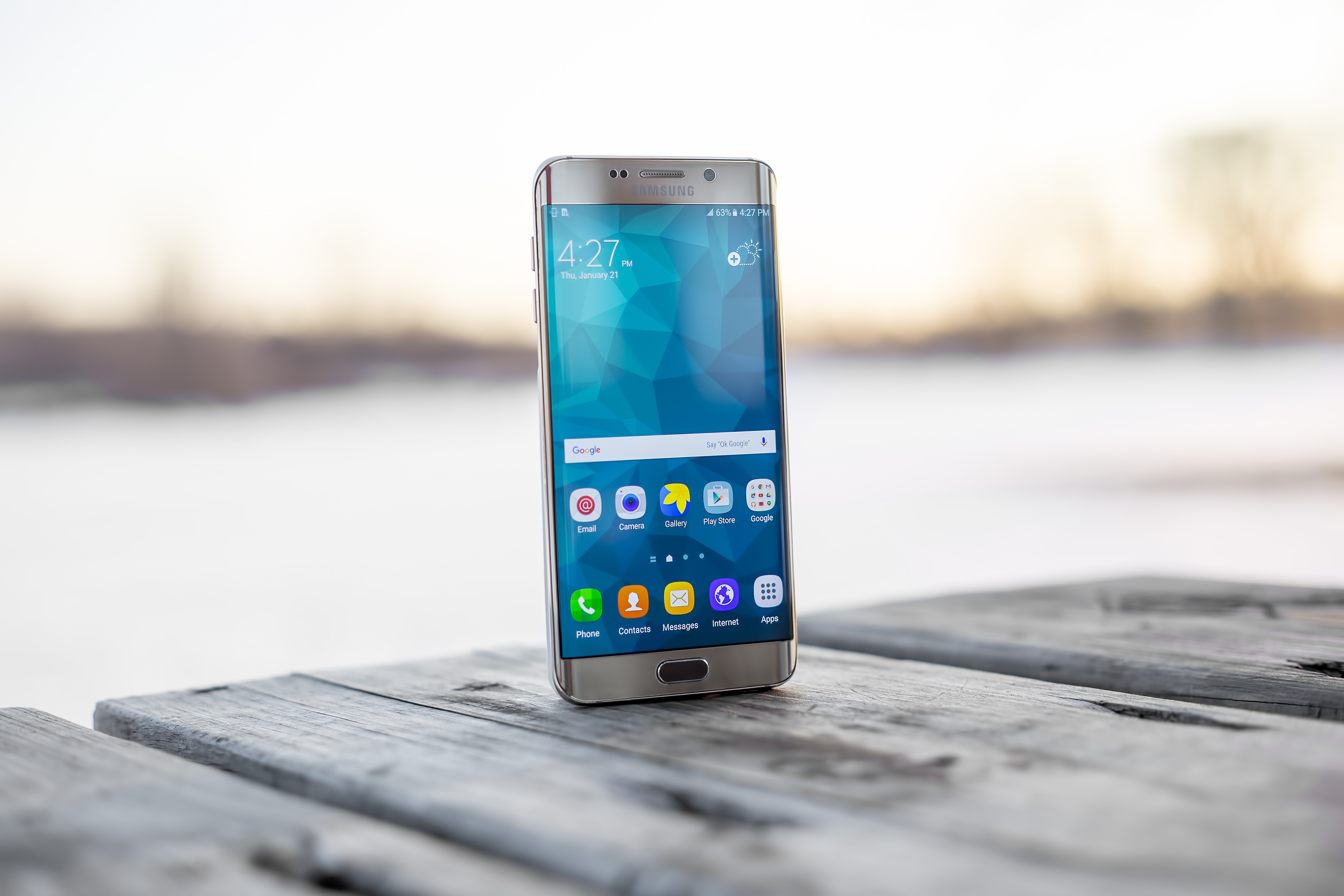 Galaxy Note 10 Plus Vs Iphone 11 Pro - HD Wallpaper 
