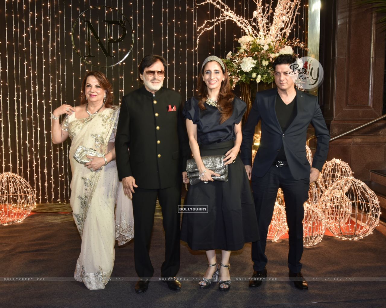 Sanjay Khan And Family At Priyanka Chopra And Nick - Decoration - HD Wallpaper 