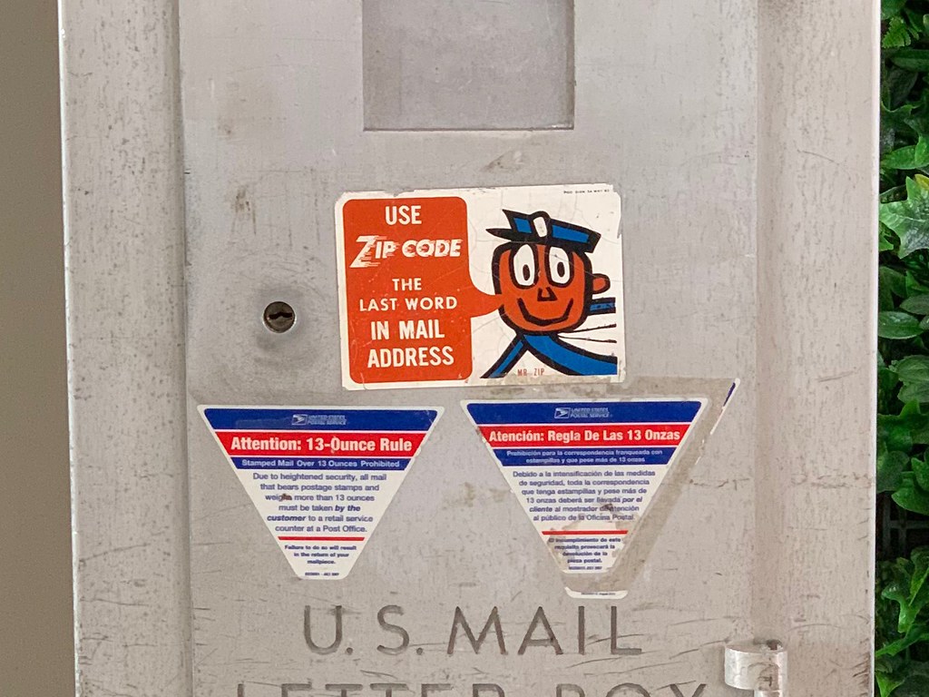 Mr Zip - HD Wallpaper 