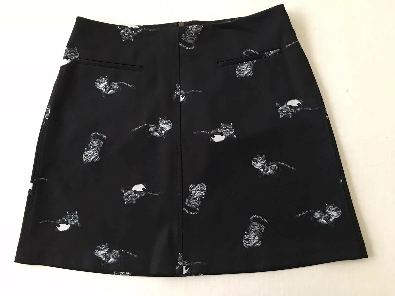 Miniskirt - 1600x1200 Wallpaper - teahub.io