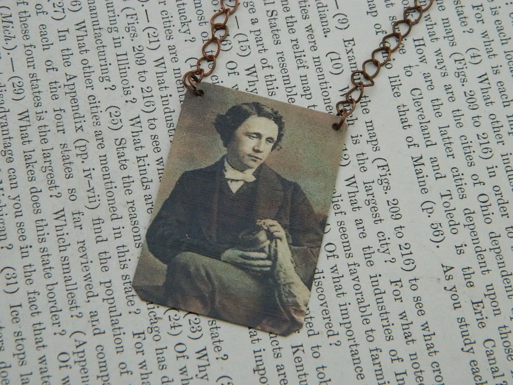 Lewis Carroll - HD Wallpaper 