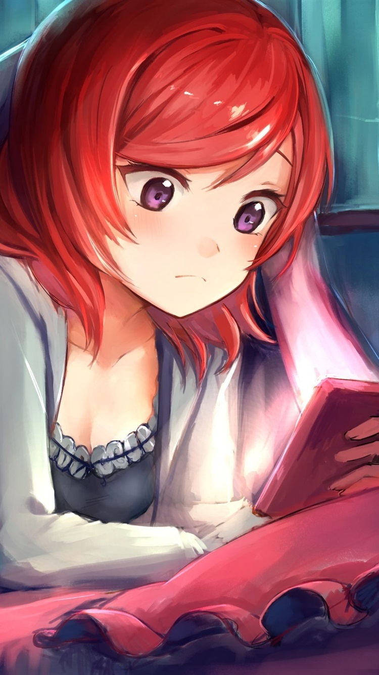 Iphone Wallpaper Red Hair Anime Girl Use Phone - Anime Girl With A Phone - HD Wallpaper 