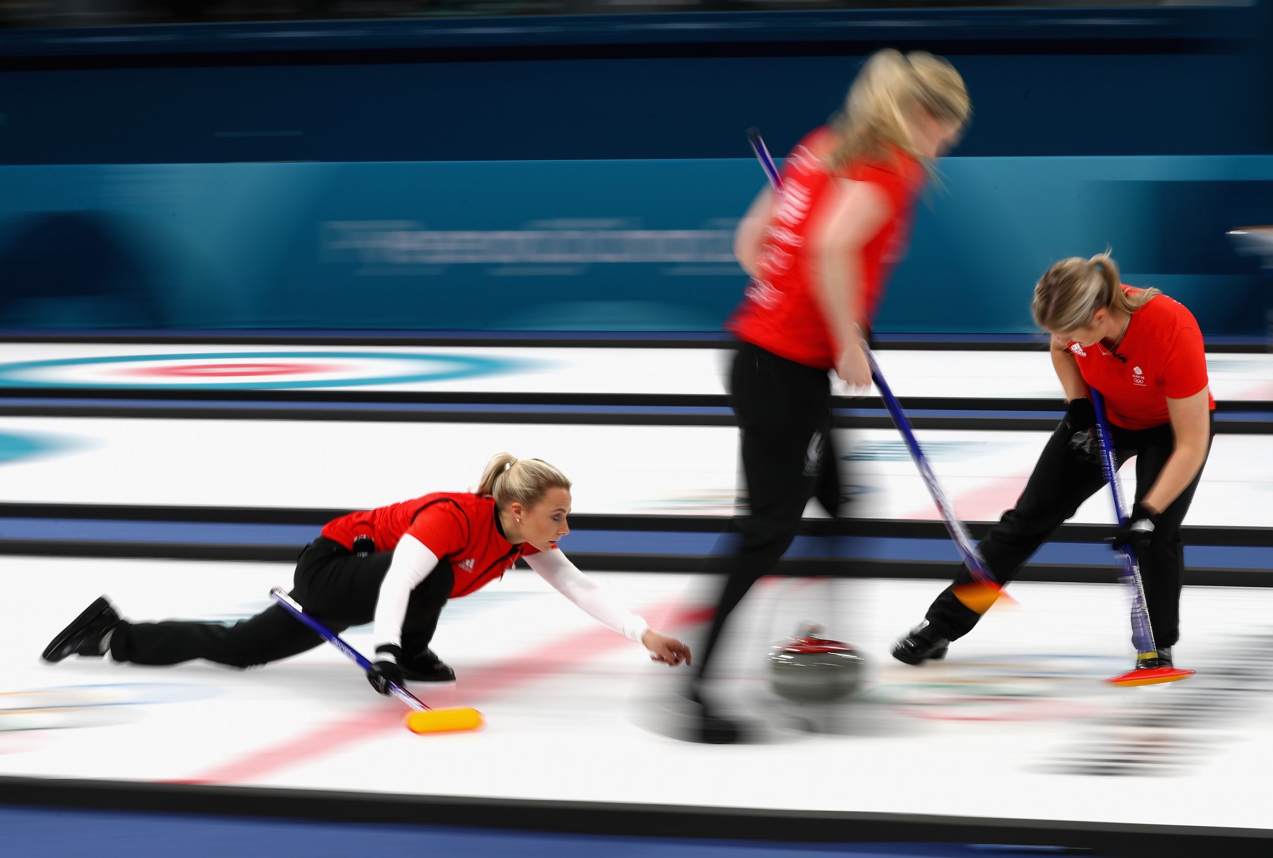 2 24 Curling - Leisure - HD Wallpaper 