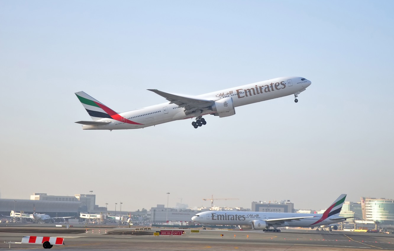 Photo Wallpaper The Sky, Flight, The Plane, Height, - Dubai - HD Wallpaper 