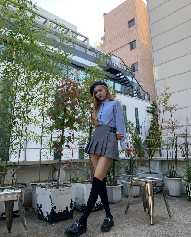 Image Rose Fashion Rose Blackpink 640x792 Wallpaper Teahub Io