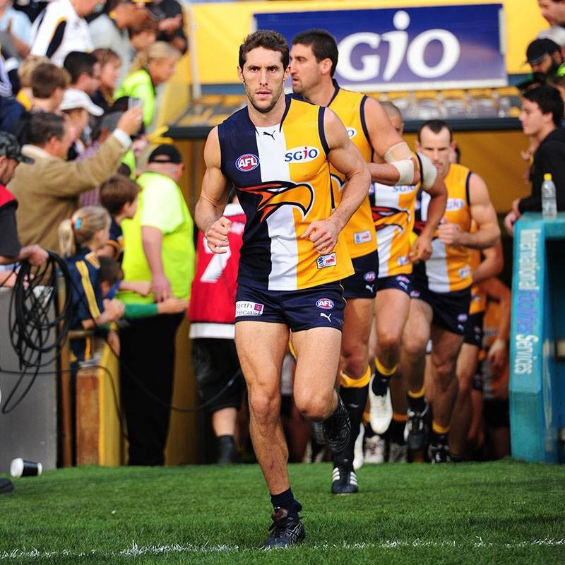 The Skipper Wallpaper - Cross Country Running - HD Wallpaper 