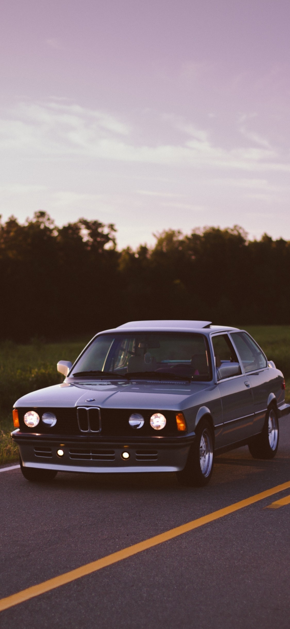 Bmw, Old Cars, Trees, Evening - Vintage Bmw Wallpaper Iphone X - HD Wallpaper 