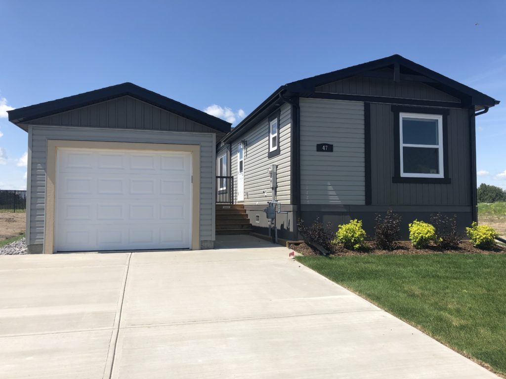 Birchwood Modular Home - Garage Door - HD Wallpaper 