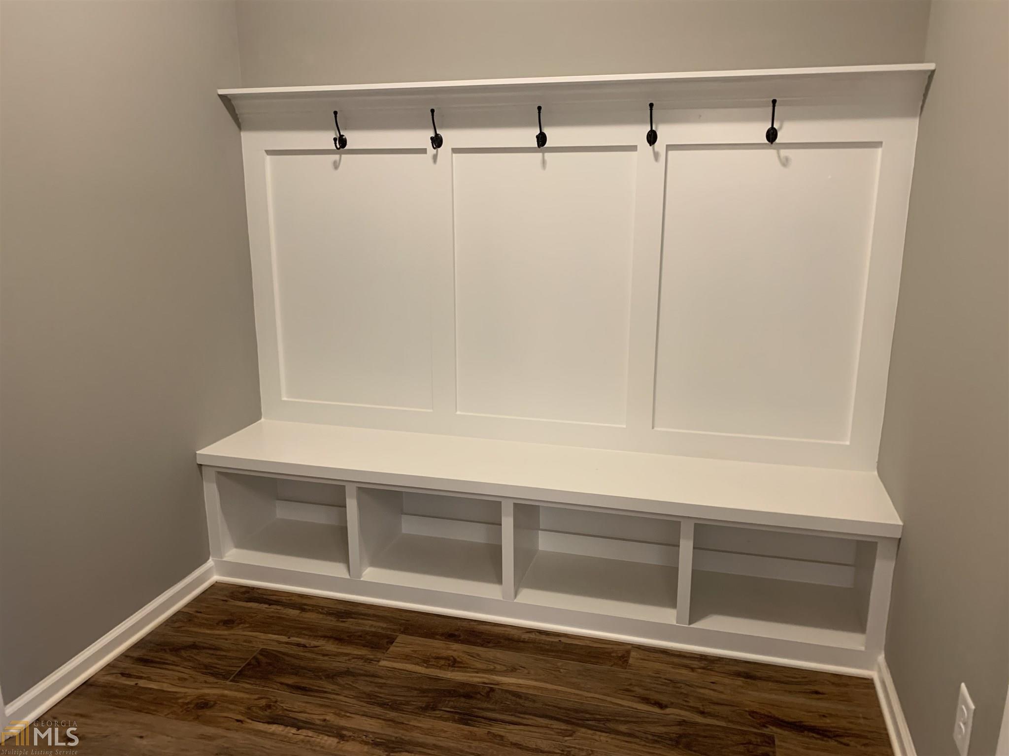 Cupboard - HD Wallpaper 