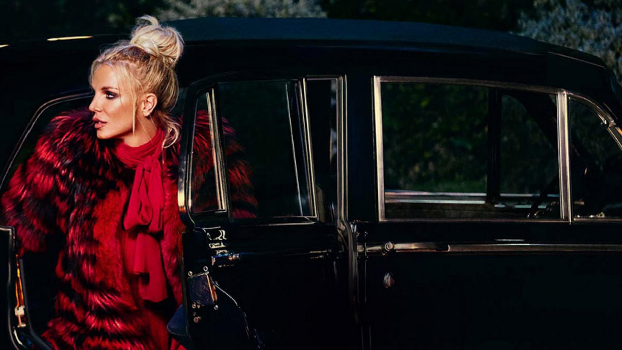 Britney Spears Slumber Party - HD Wallpaper 