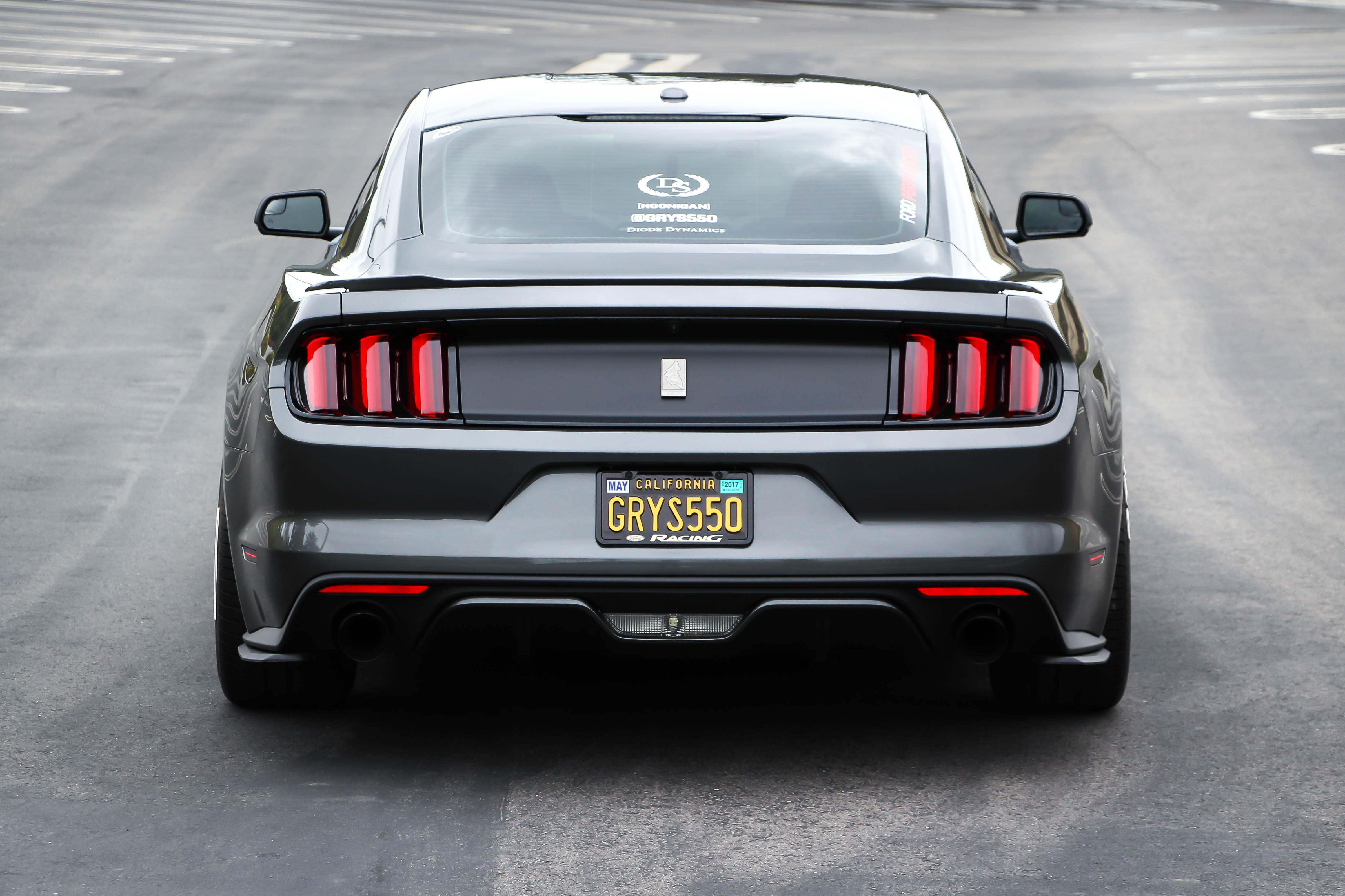 Mustang 2017 Wallpaper - HD Wallpaper 