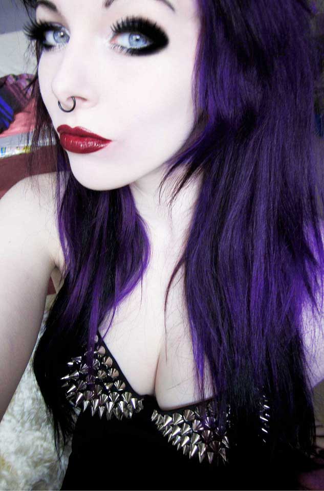 Goth Girls With Purple Hair - HD Wallpaper 