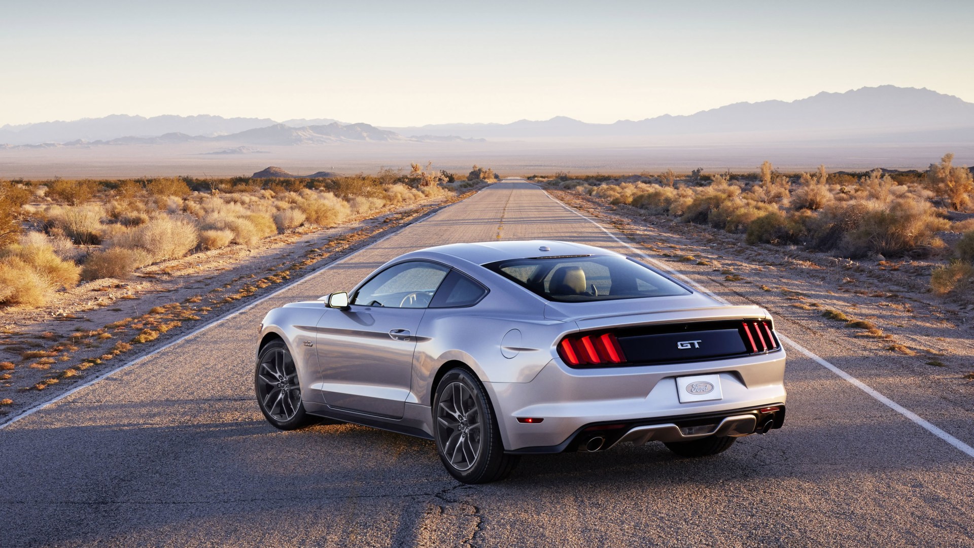 Ford Mustang 2016 Silver - HD Wallpaper 