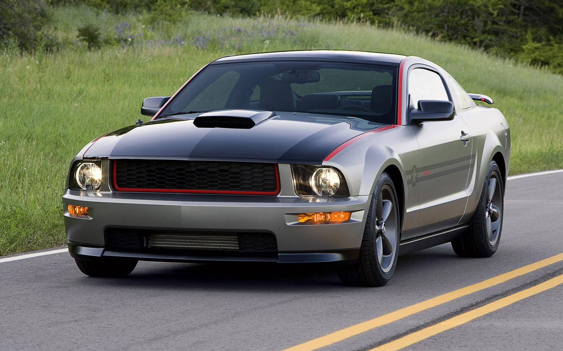 Cars Wallpapers Ford Mustang - Mustang Hd Wallpaper Downloading - HD Wallpaper 