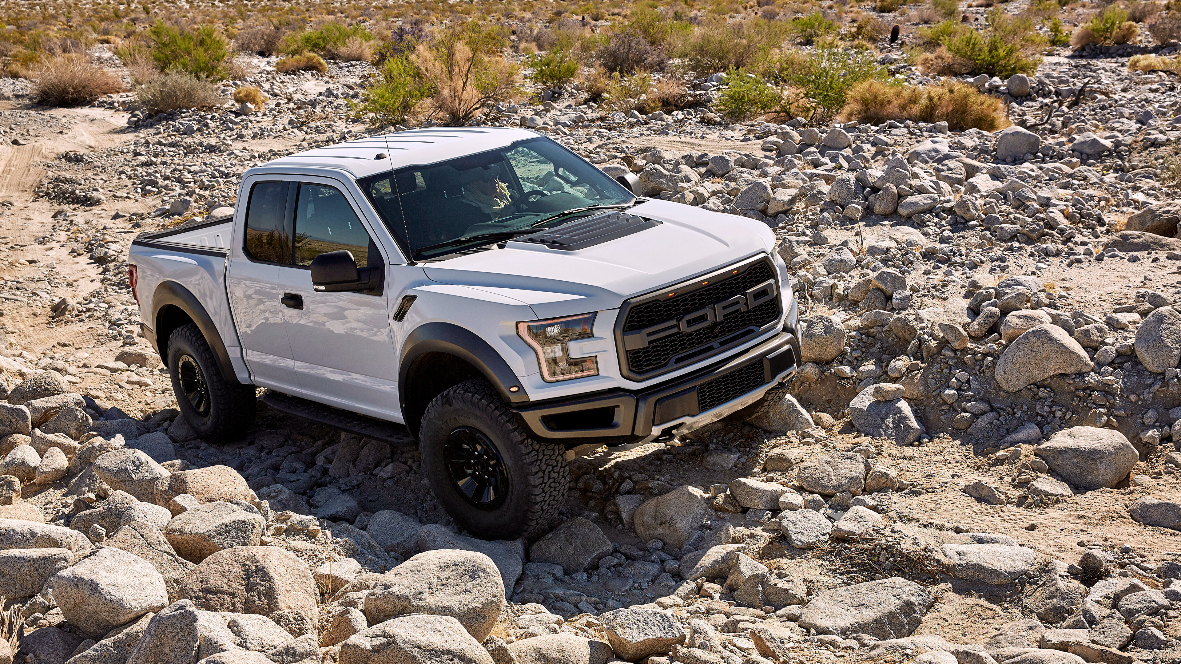 Ford Raptor Supercab - HD Wallpaper 