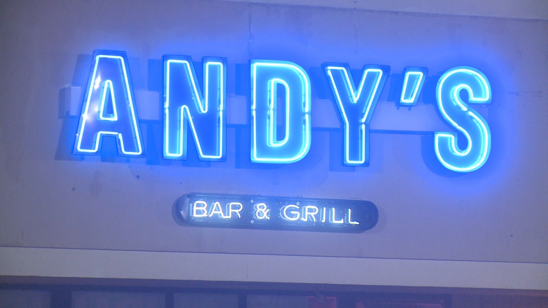 Neon Sign - HD Wallpaper 
