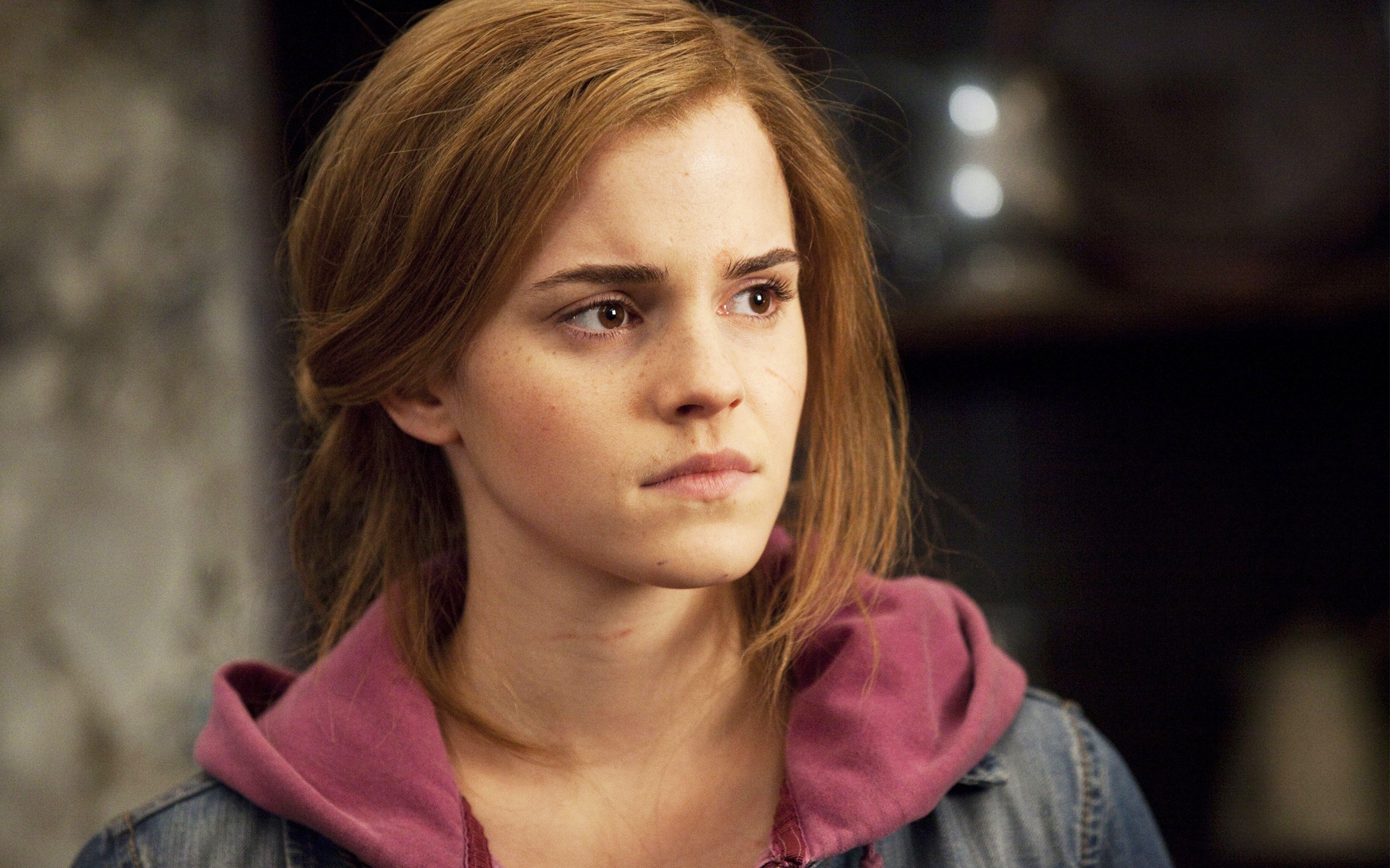 Emma Watson In Deathly Hallows Part - Emma Watson Deathly Hallows - HD Wallpaper 