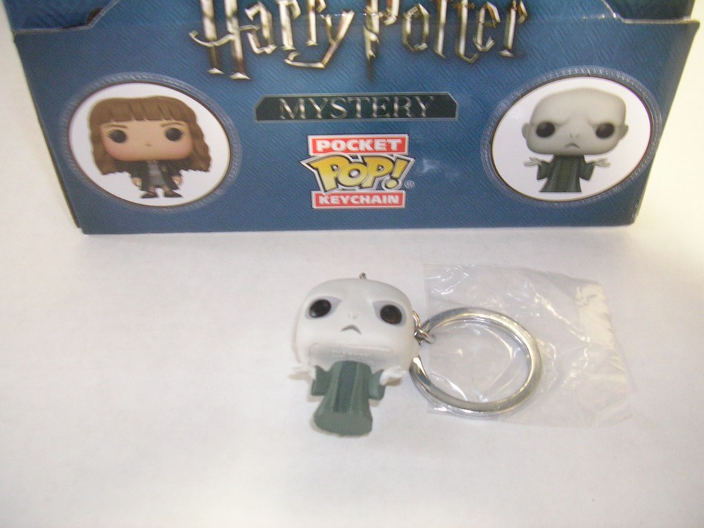 Harry Potter Funko Pop Keychain Purple - HD Wallpaper 