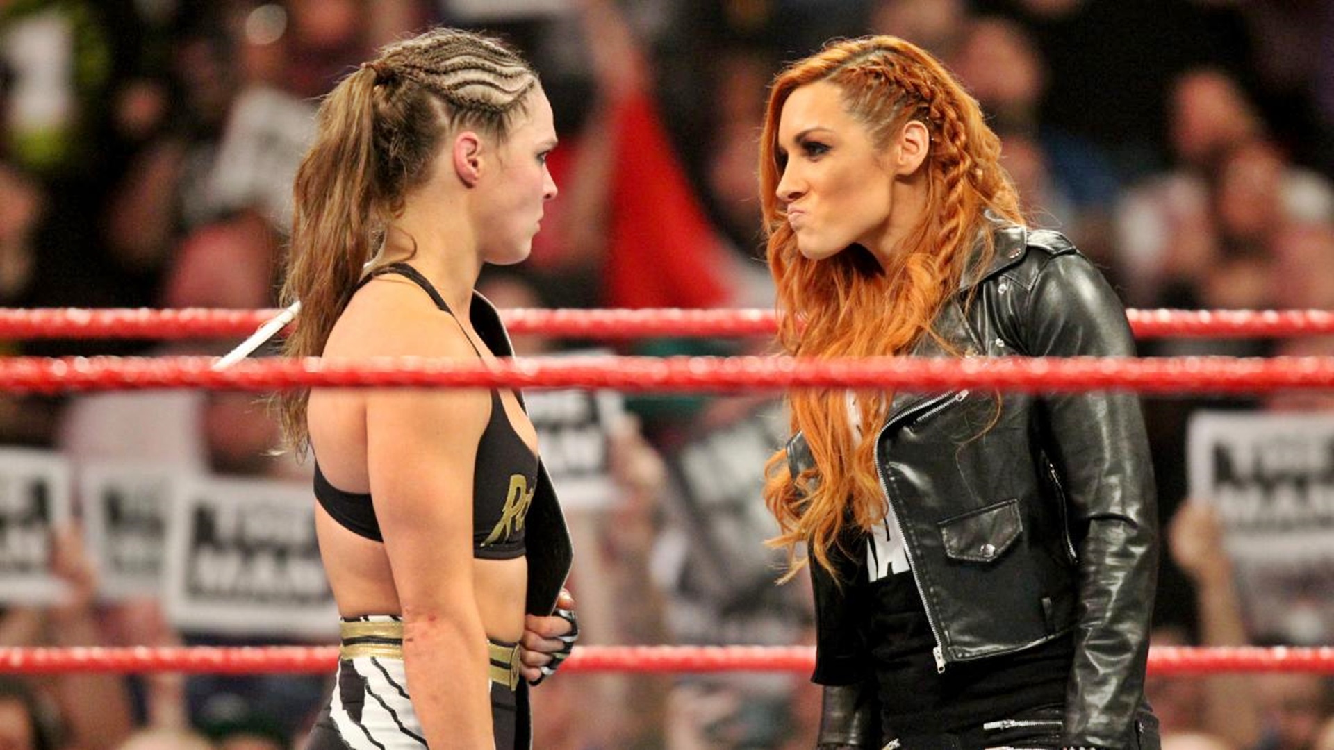 Ronda Rousey Vs Becky Lynch - HD Wallpaper 