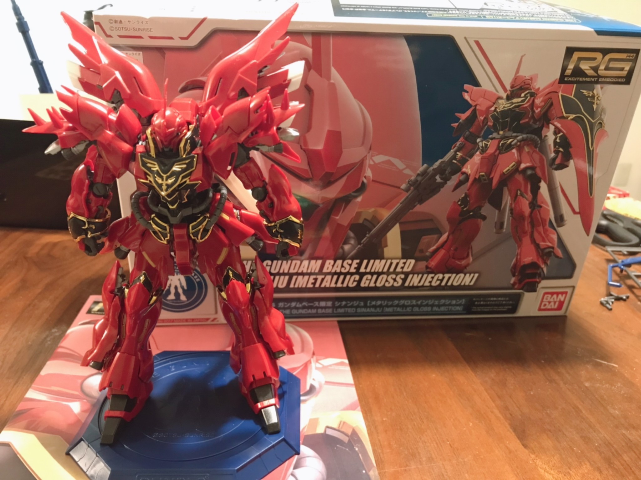 Rg Sinanju Metallic Gloss Injection - HD Wallpaper 