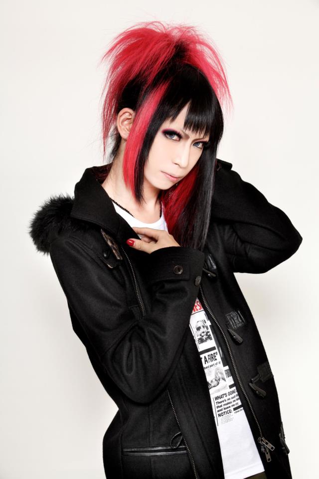 Royz X Vice Fairyfall & Winter Collection - Girl - HD Wallpaper 