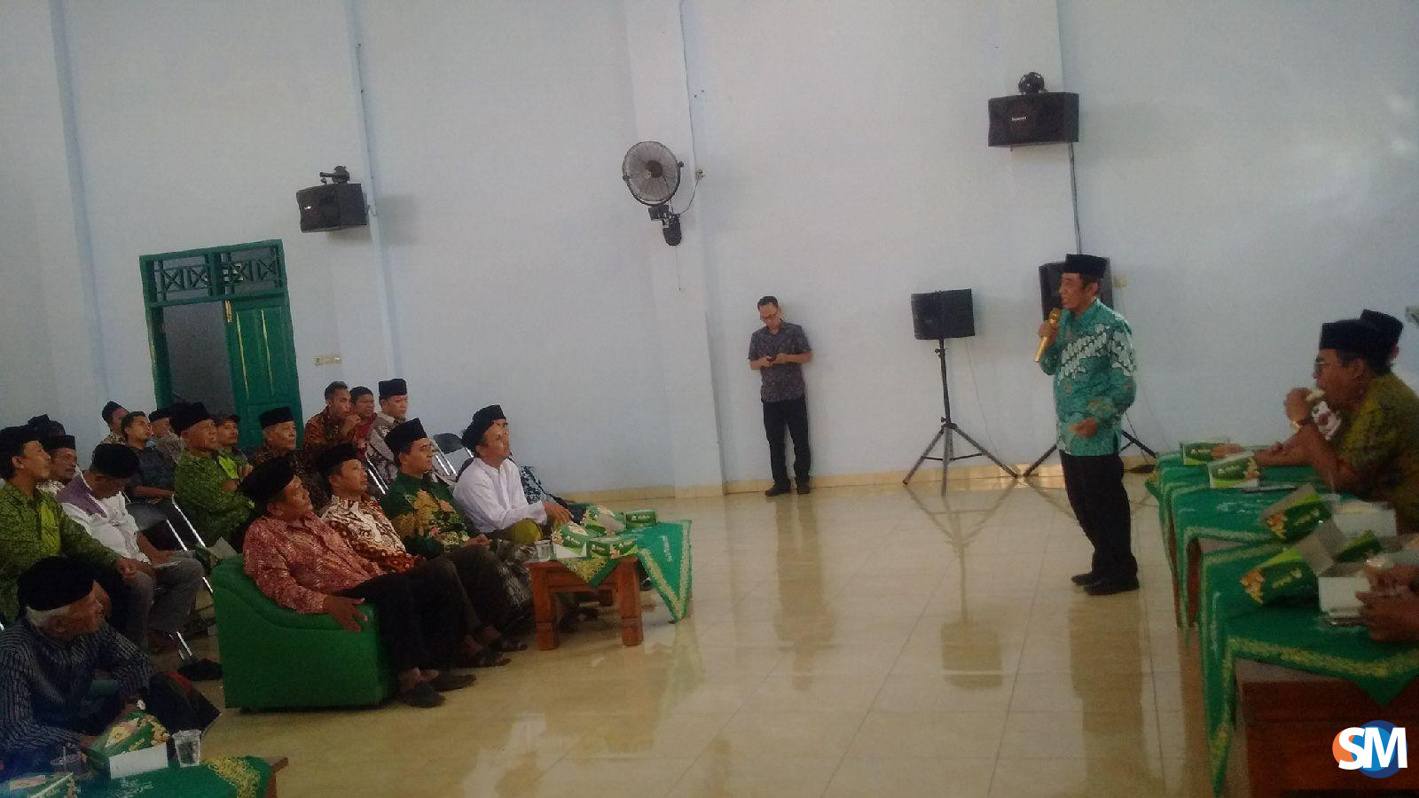 Anggota Komisi Viii Dpr Ri Dari Fraksi Pkb Bisri Romly - Event - HD Wallpaper 