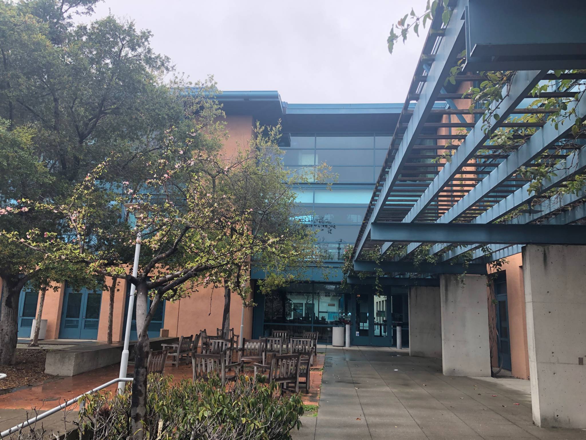 Commercial Building - HD Wallpaper 