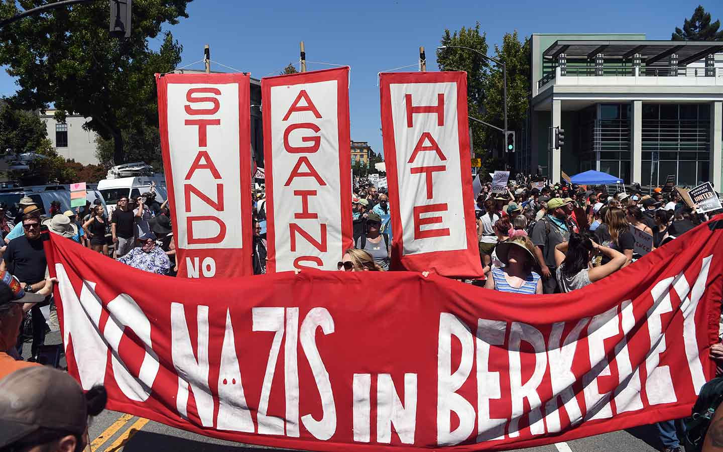 Berkeley Rally Against Hate - Bay Area Rally Against Hate - HD Wallpaper 