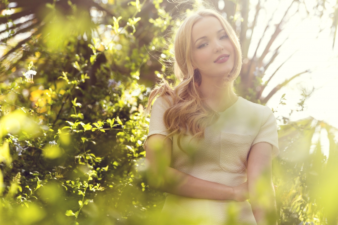 Dove Cameron Wallpapers - Dove Cameron Vk - HD Wallpaper 