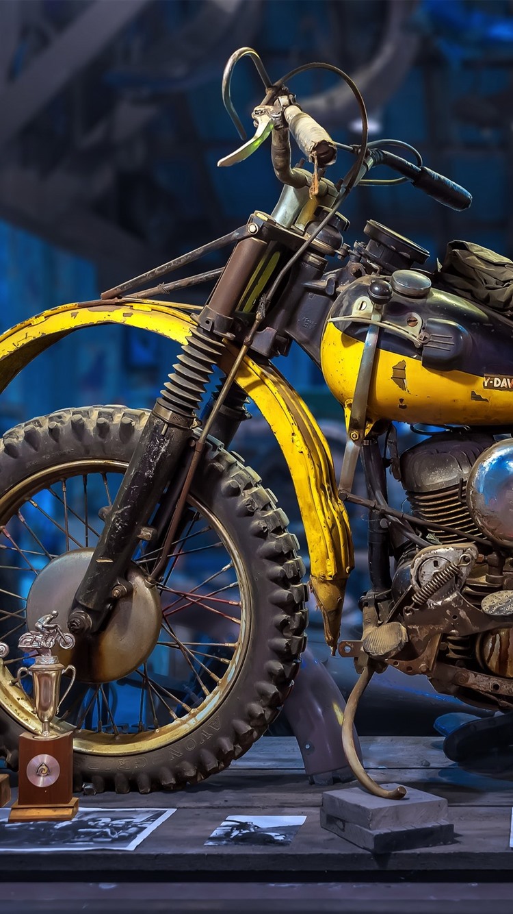 Iphone Wallpaper Harley-davidson Retro Motorcycle - Museum Wheels Through Time - HD Wallpaper 