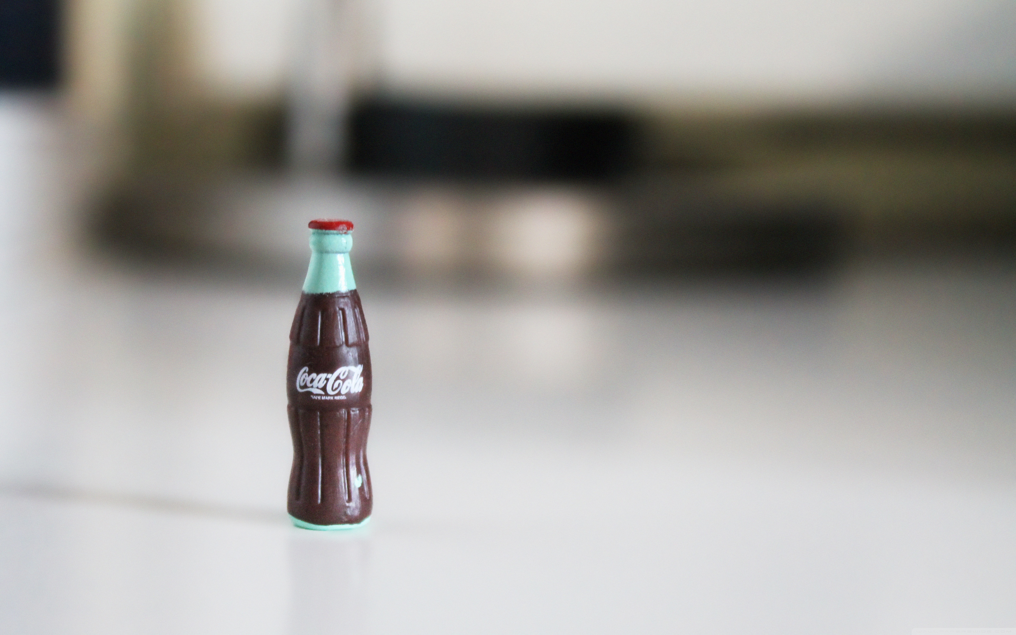 Cocacola Bottle - HD Wallpaper 