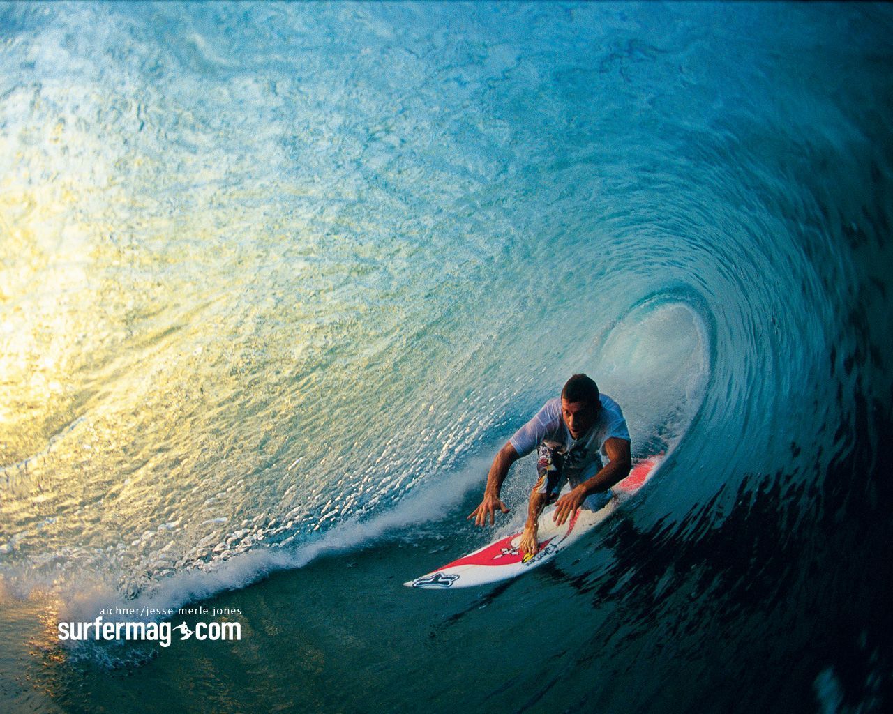 Creative Surfer Magazine Images & Wallpapers Maryanne - Surfing On Sea Hd - HD Wallpaper 