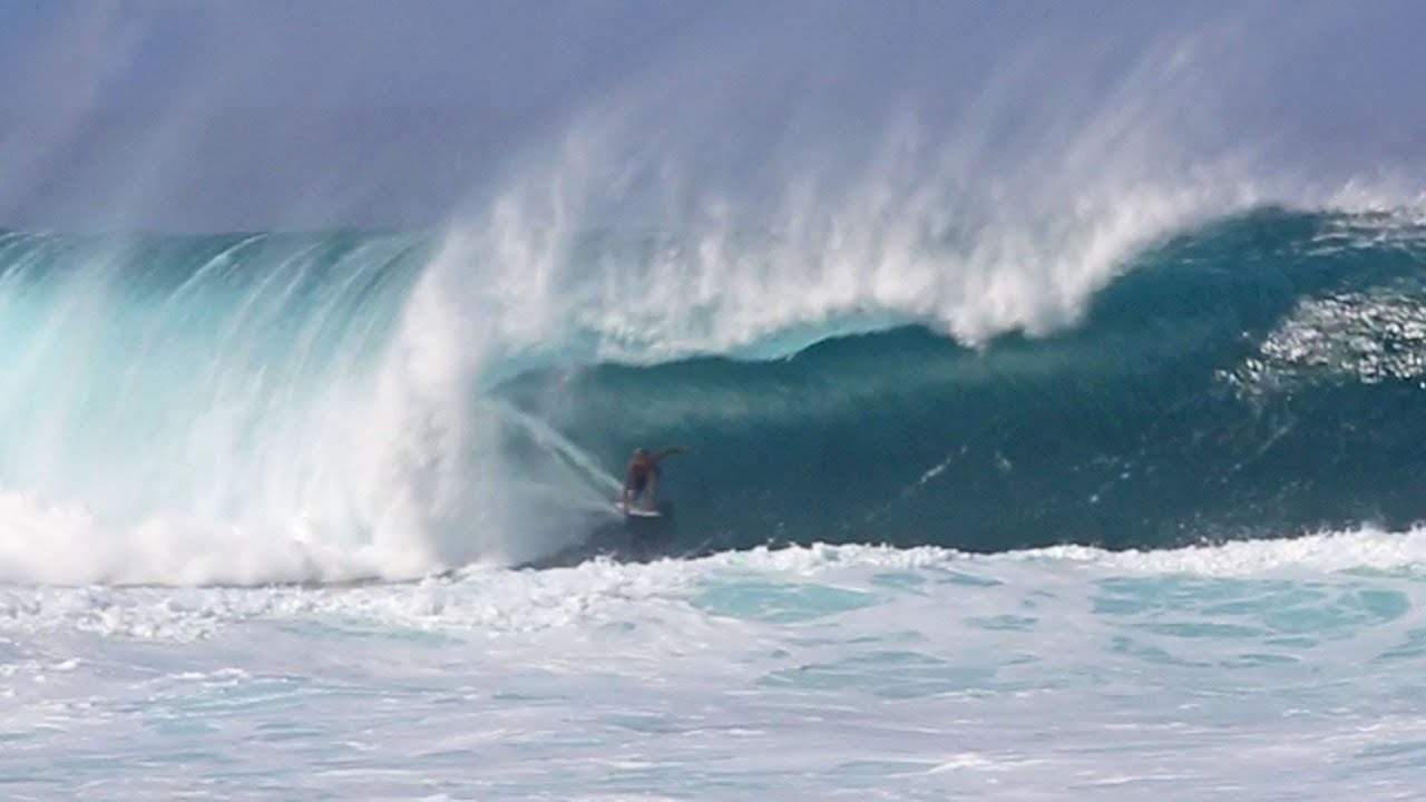 Surfing - HD Wallpaper 