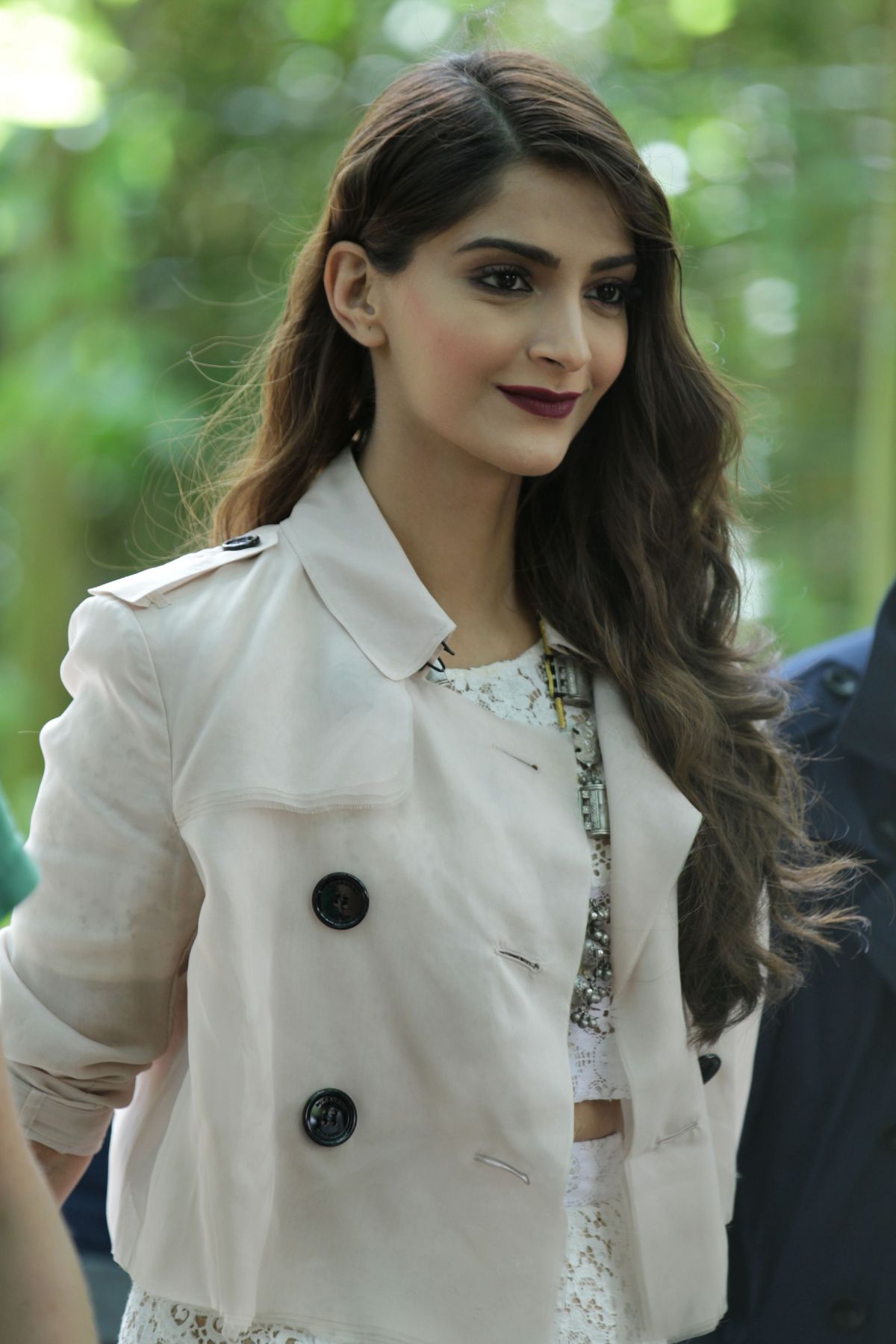 Full Hd Sonam Kapoor Hd - HD Wallpaper 