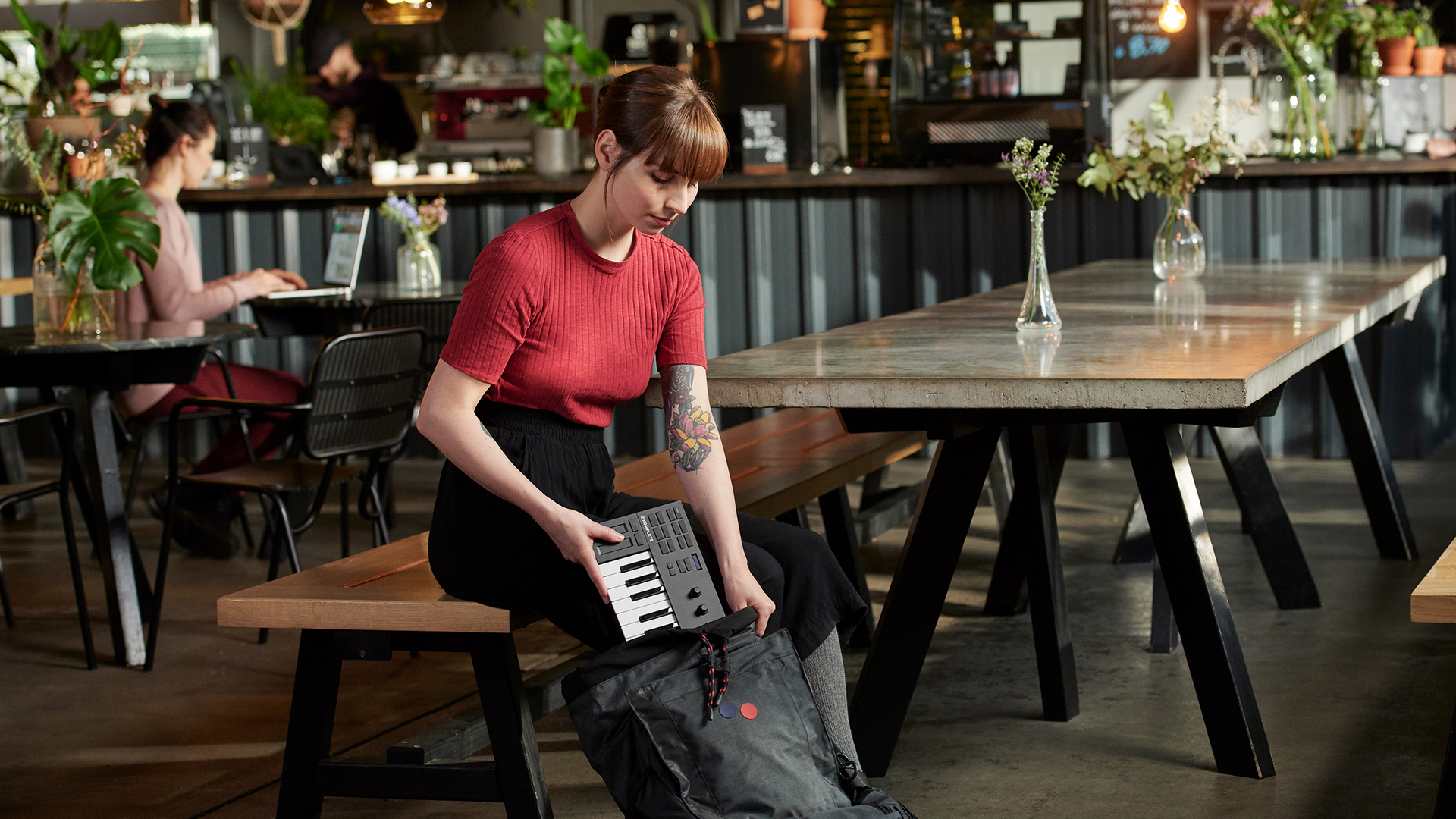 Native Instruments Komplete Kontrol M32 - Komplete Kontrol M32 Game - HD Wallpaper 