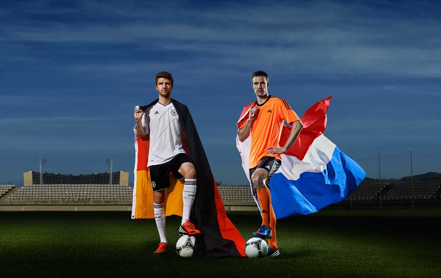 Robin Van Persie And Muller Adidas - HD Wallpaper 