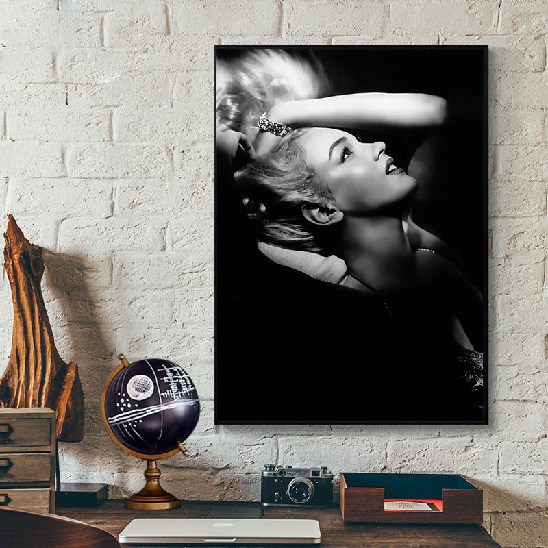 Marilyn Monroe - HD Wallpaper 