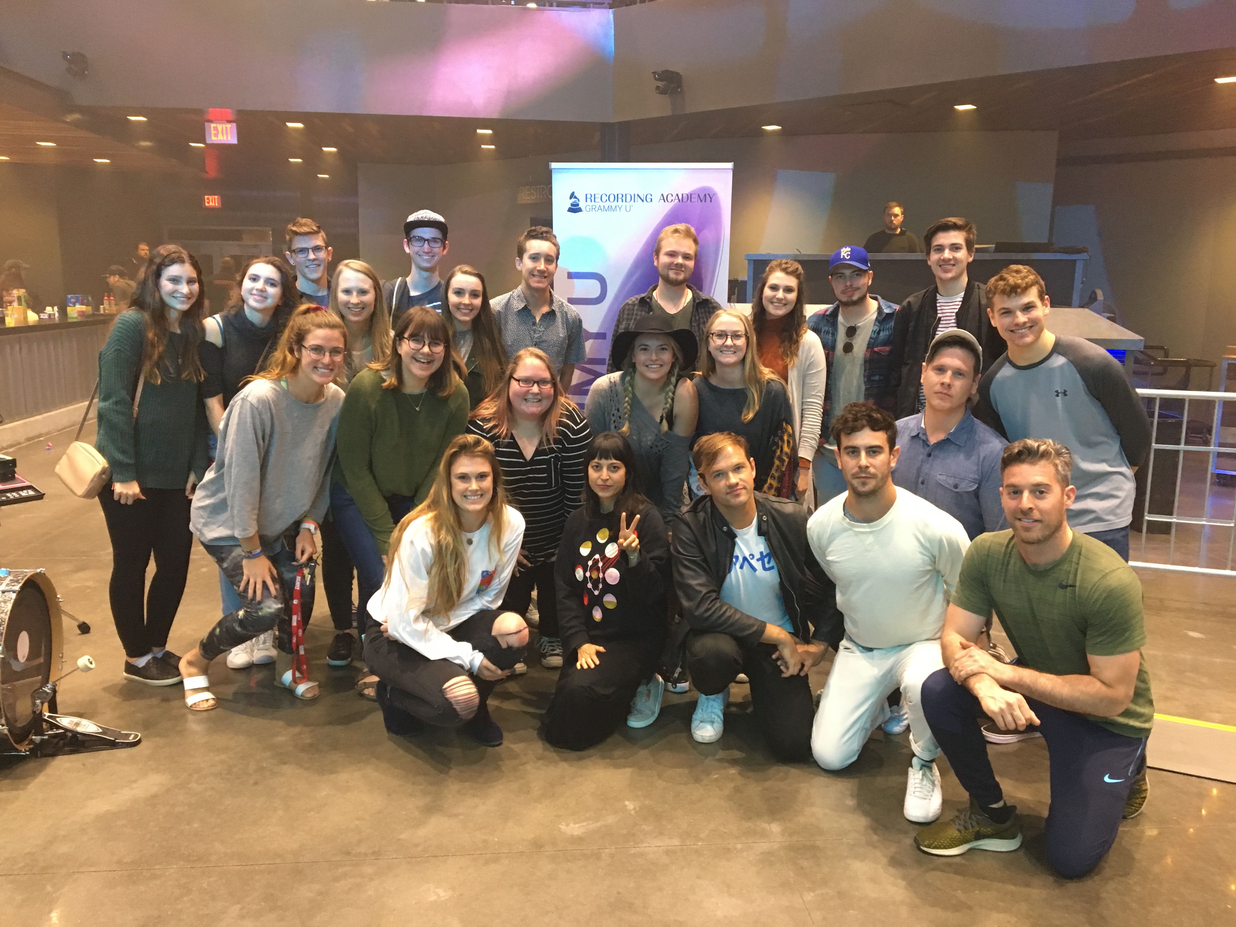 Social Group - HD Wallpaper 