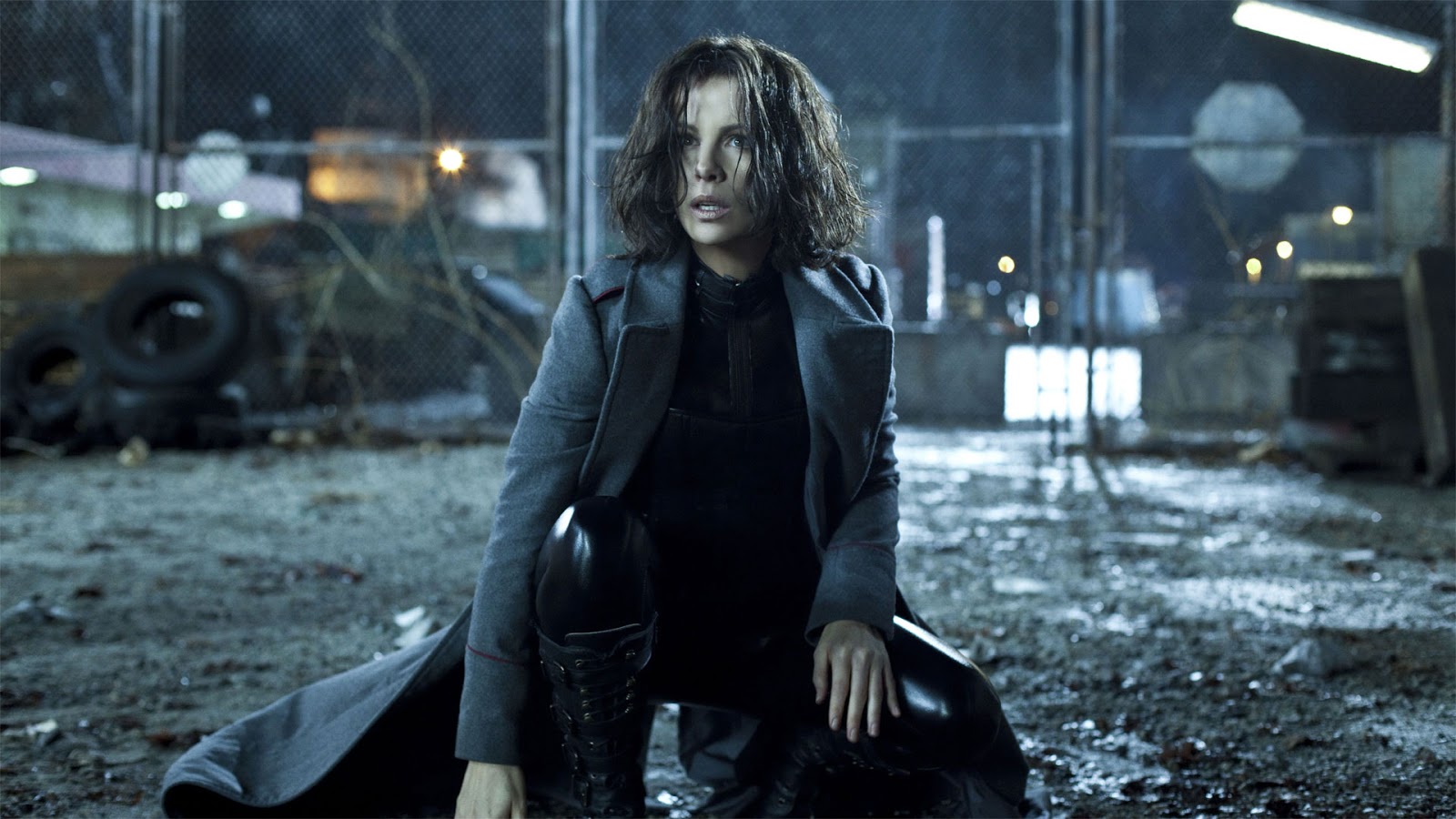 Selene Kate Beckinsale Underworld Blood Wars - HD Wallpaper 
