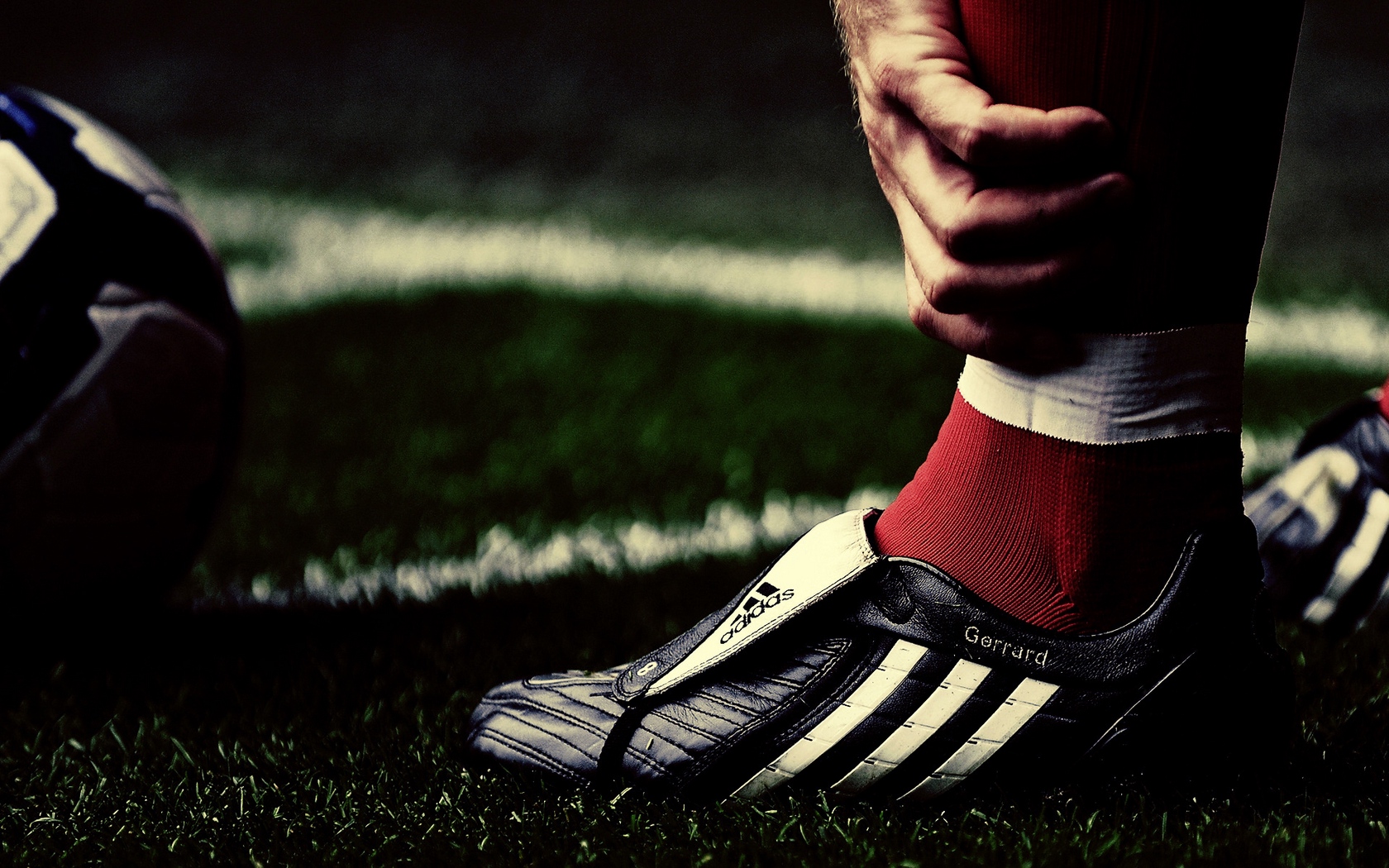 Wallpaper Sneaker, Adidas, Foot, Football - Football Full Hd - HD Wallpaper 