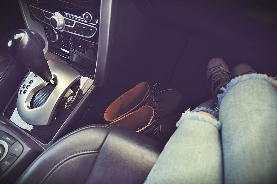 Finland, Lapland, Inside Car, Jeans, Girl, On The Road, - Mercedes-benz - HD Wallpaper 