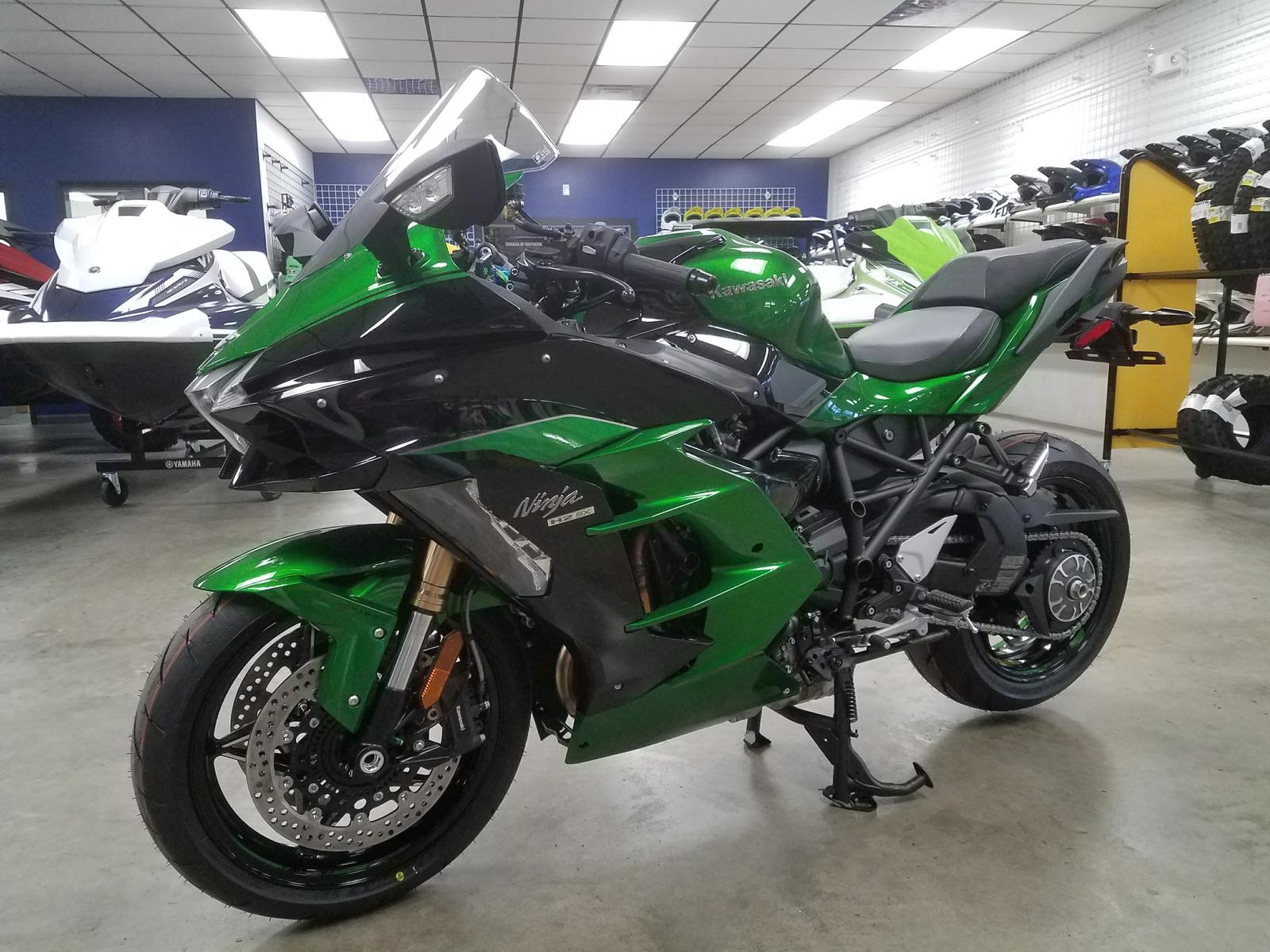 Motorcycle - HD Wallpaper 